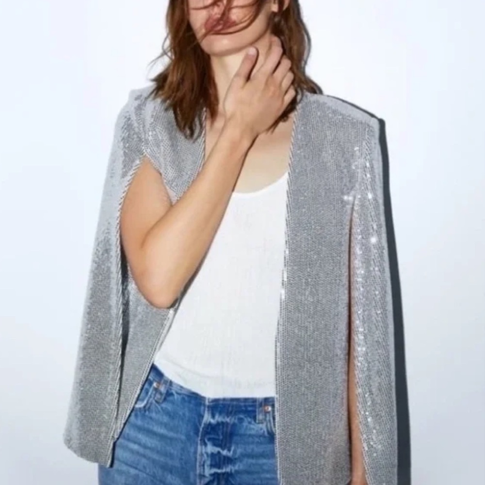 NWOT Zara Silver cape